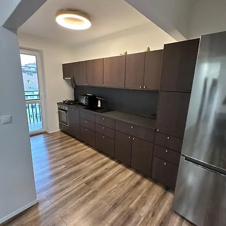 Spacious 3-bedroom In The Historic Old Town Parking Appartement Bratislava