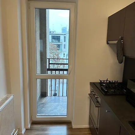 Spacious 3-bedroom In The Historic Old Town Parking Appartement *
