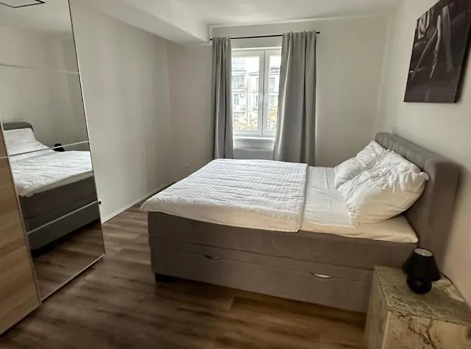 Spacious 3-bedroom In The Historic Old Town Parking * ברטיסלאבה